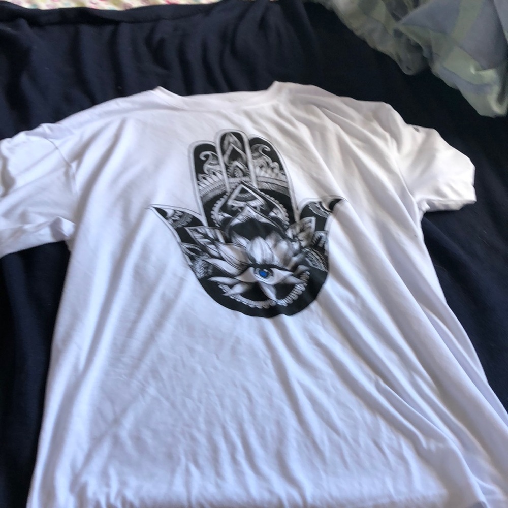 Are shirt that is an XXXL for anybody